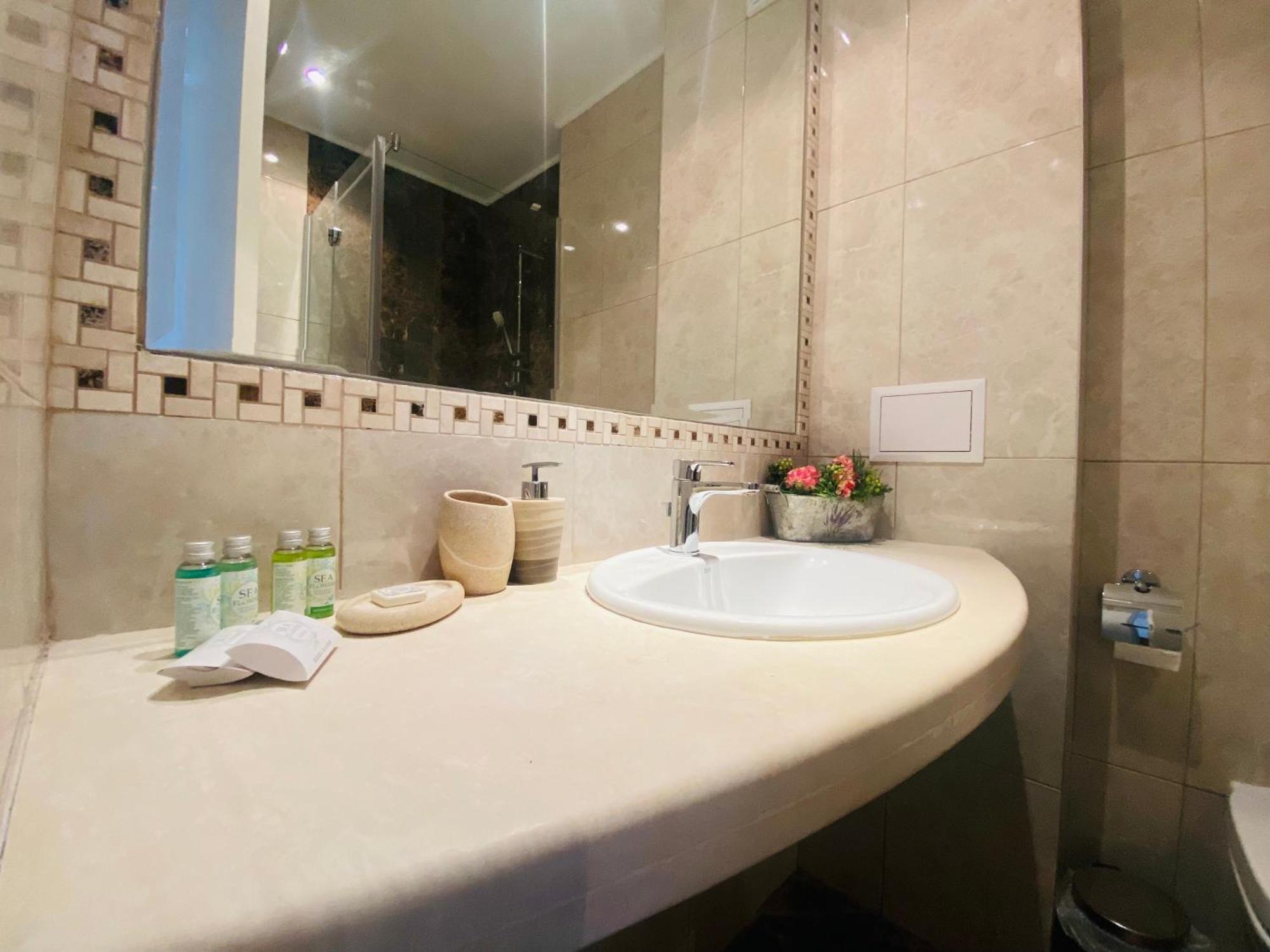 1Bd Ap In La Mer Complex Private Beach And Pool โกลเดน แซนส์ ภายนอก รูปภาพ