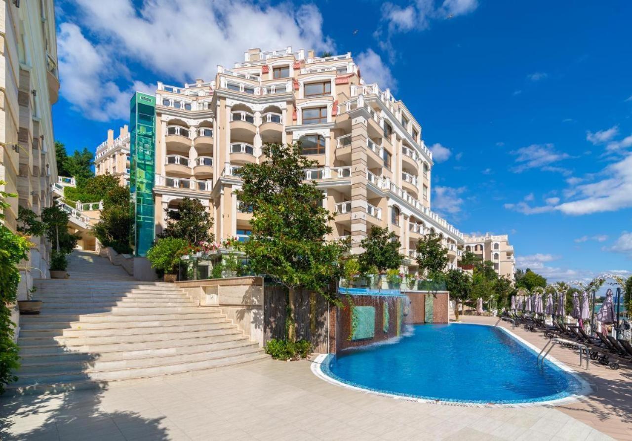 1Bd Ap In La Mer Complex Private Beach And Pool โกลเดน แซนส์ ภายนอก รูปภาพ